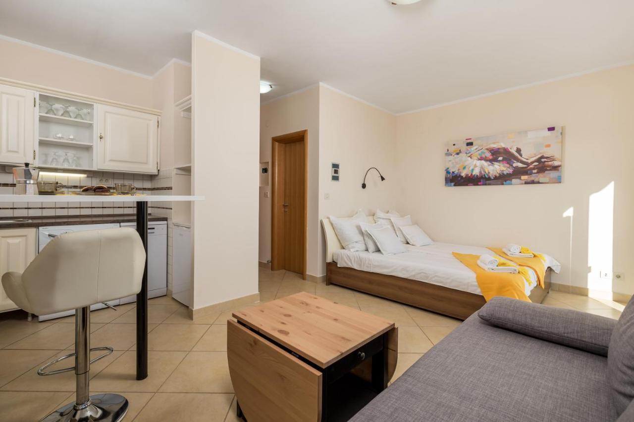 Kvarner Bay View Apartments Opatija Exterior photo